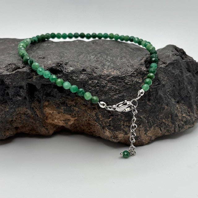 Jade Tiny Stone Bracelet