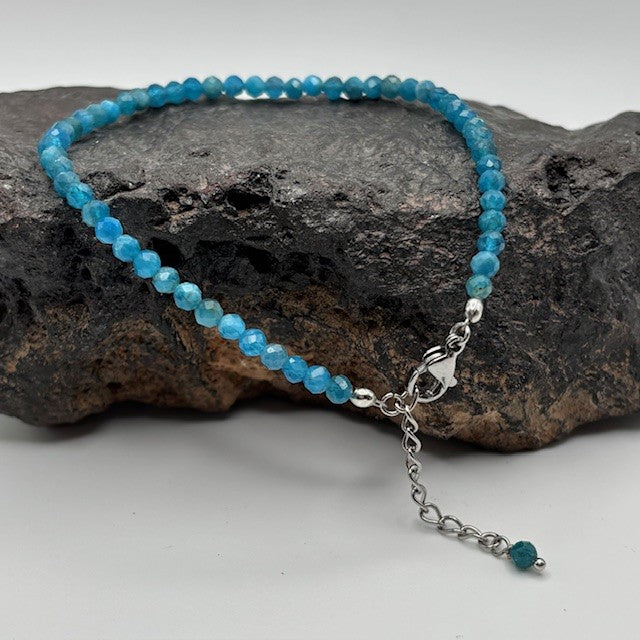 Apatite Tiny Stone Bracelet